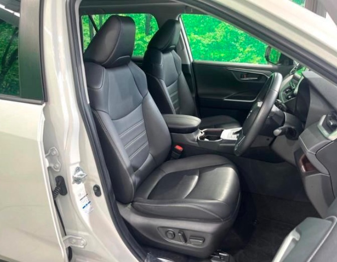 TOYOTA RAV4 2021